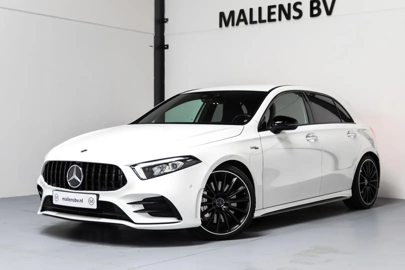 Mercedes-Benz A 35 AMG 4MATIC Premium BURMESTER/BTW/NIGHTP/DEALEROH/STOEL Wit - 1