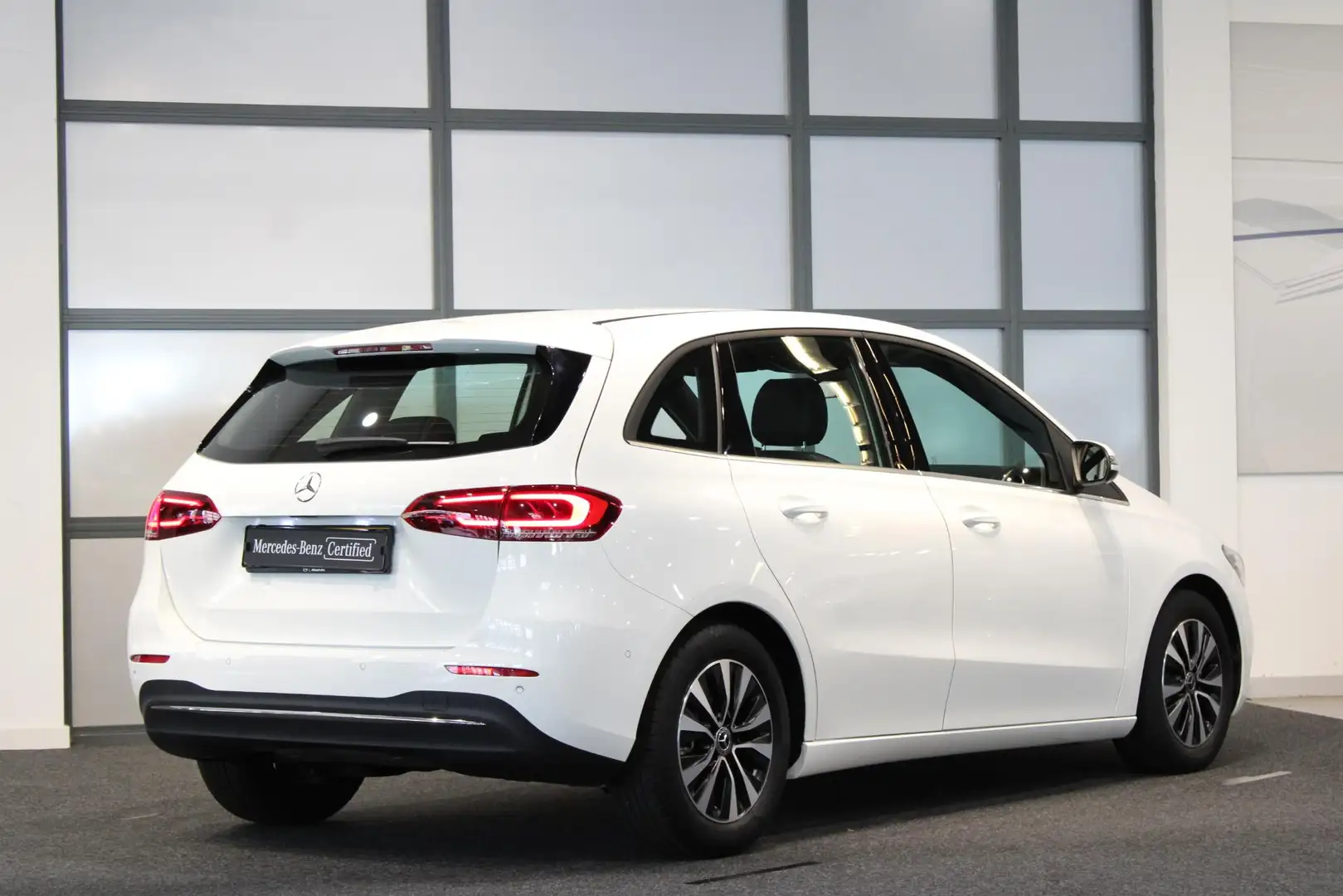 Mercedes-Benz B 180 Business Solution Luxury Wit - 2