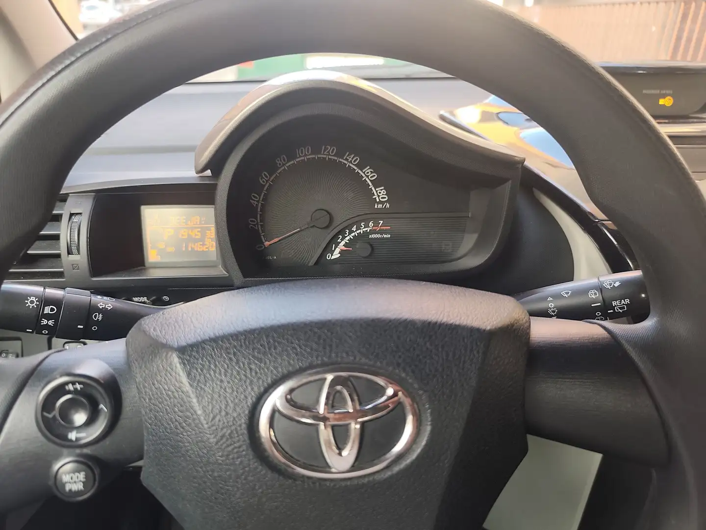 Toyota iQ 1.0 cvt (multidrive) E5 - 2