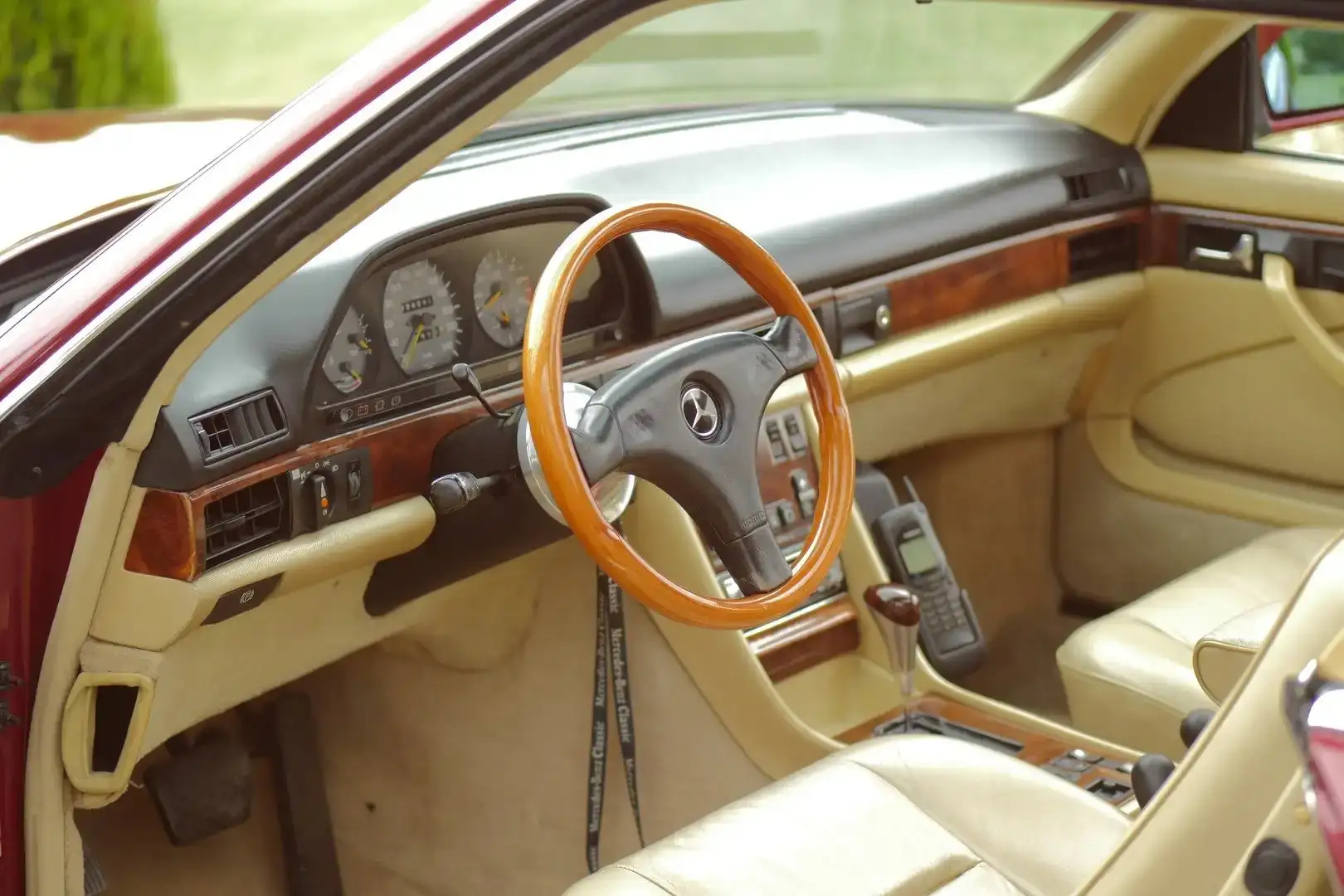 Mercedes-Benz 500 SEC AMG Paket, Leder, OZ, Liebhaberfahrzeug Roşu - 2