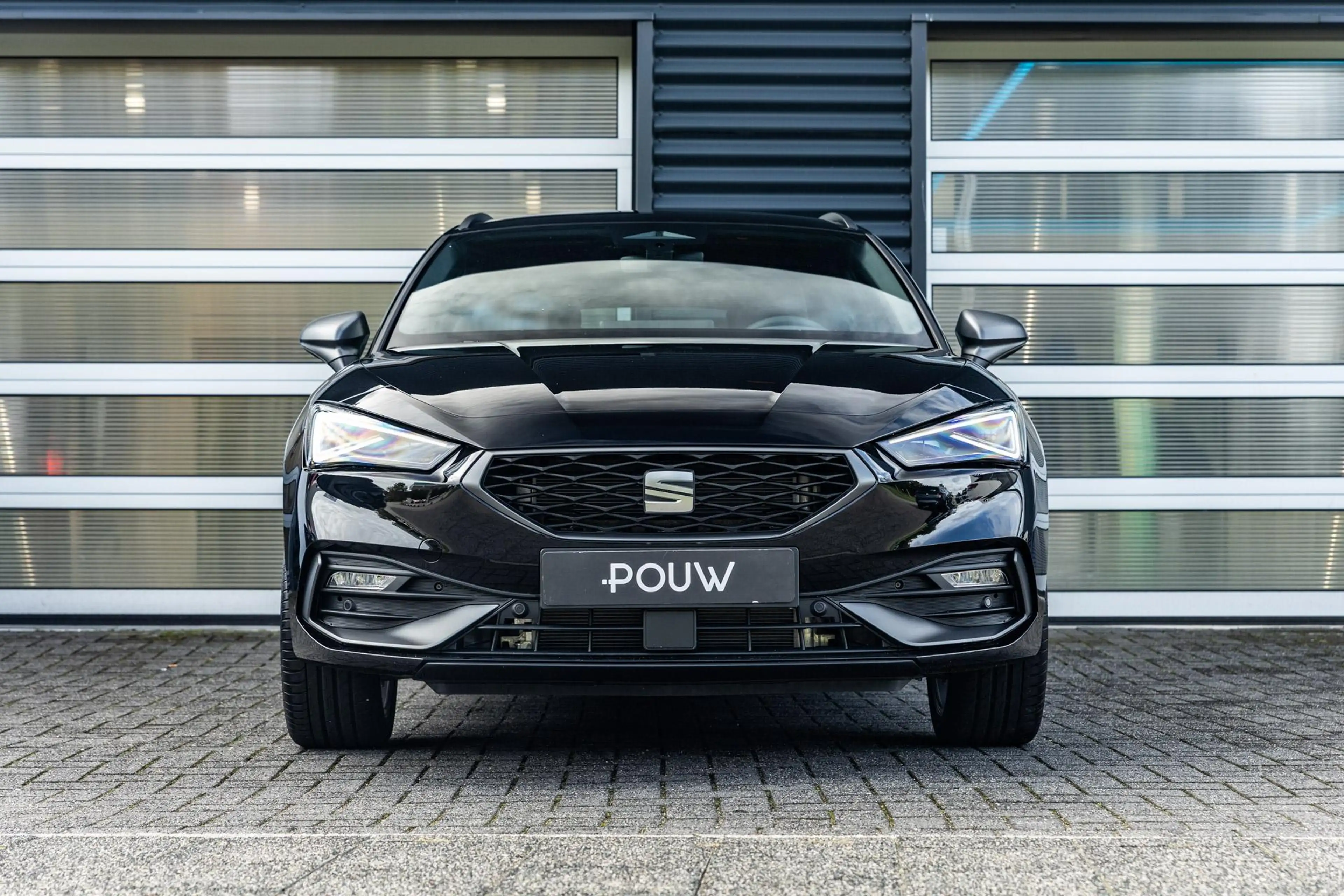 SEAT Leon e-Hybrid Sportstourer 1.5 TSI 204pk DSG FR Business | Trekh — photo 7