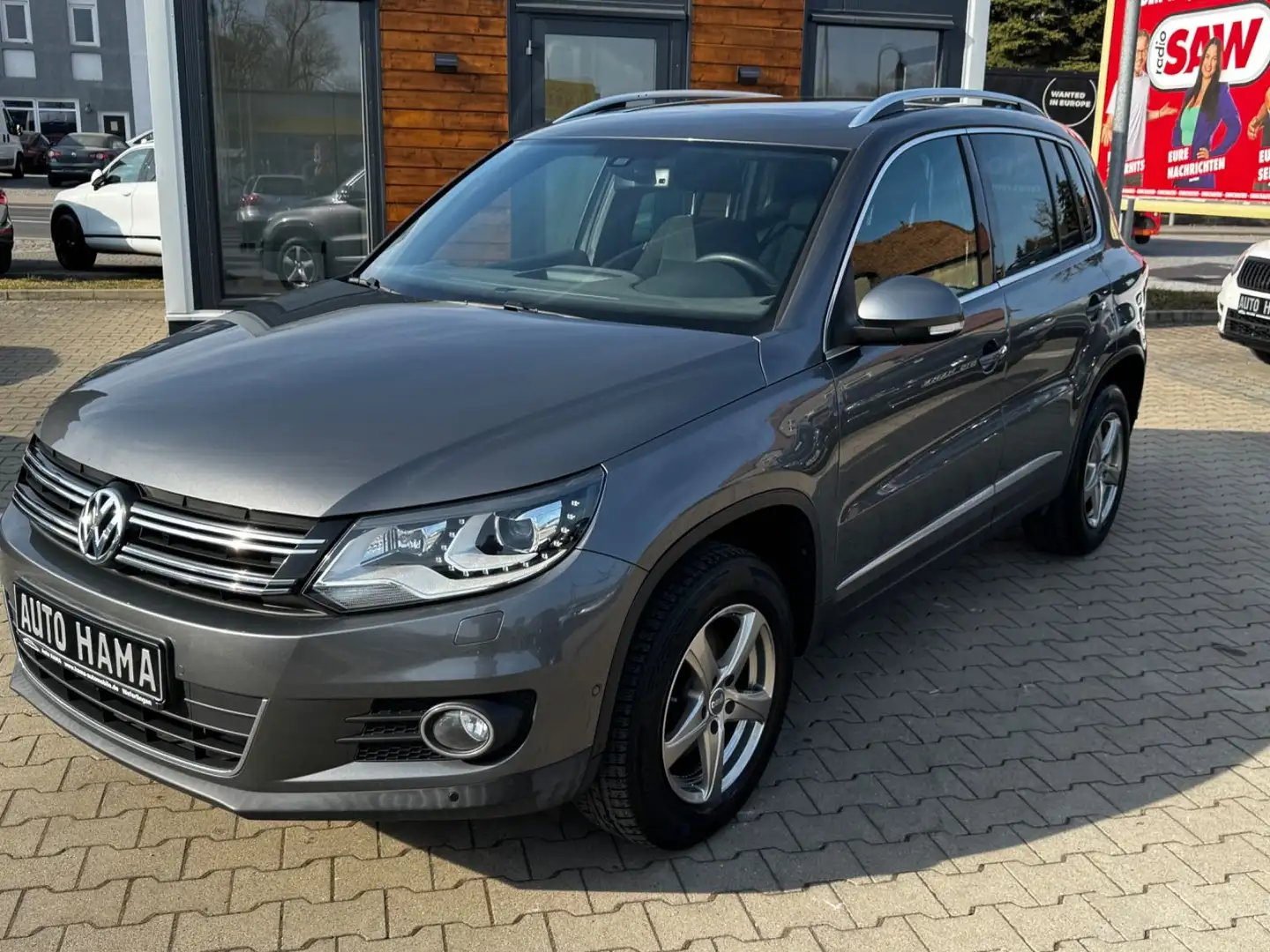 Volkswagen Tiguan 2.0 TDI S&S 4Motion DSG *NAV*KAM*AHK*DYN* Grau - 2
