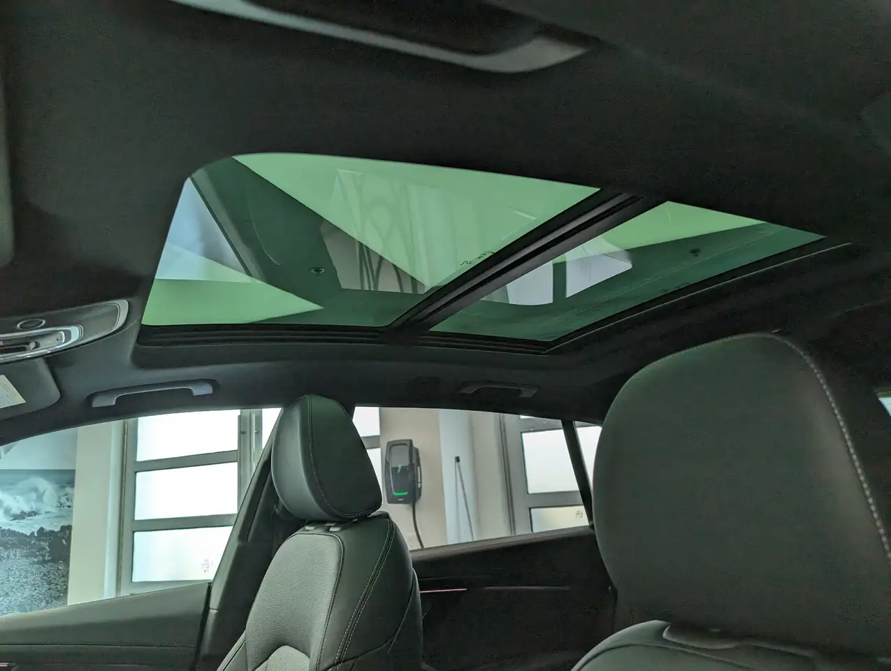 Audi Q8 снимка Audi Q8