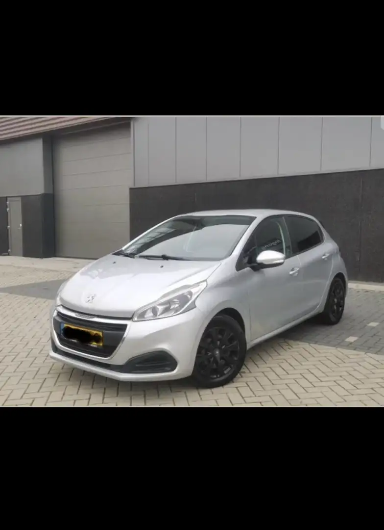 Peugeot 208 82 VTI Active - 1