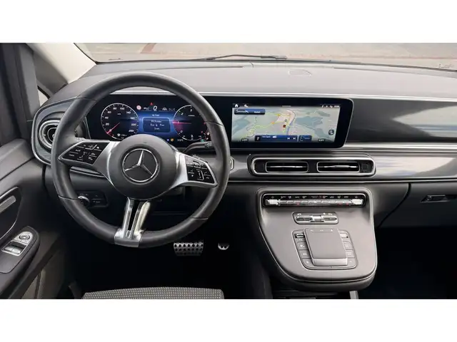 Mercedes-Benz V 300 view 14