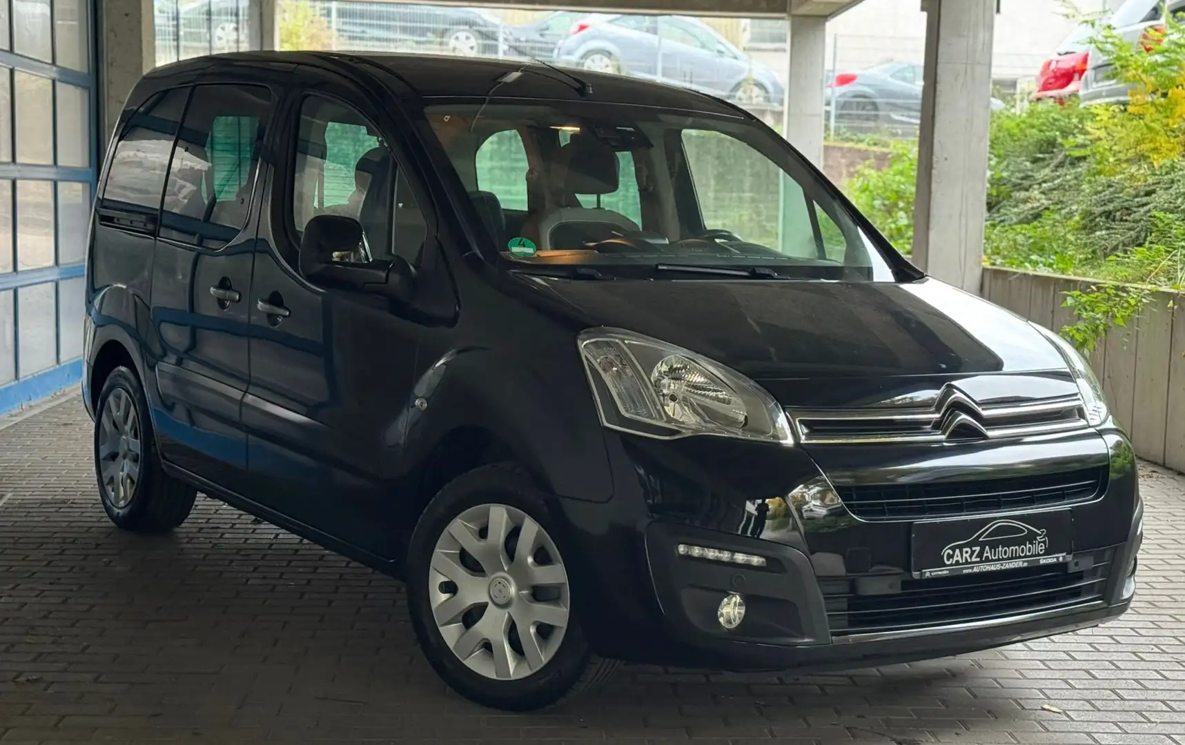 Citroen Berlingo Feel ** 2. Hand ** Schwarz - 2