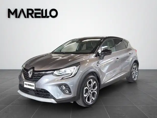 Renault Captur view 2