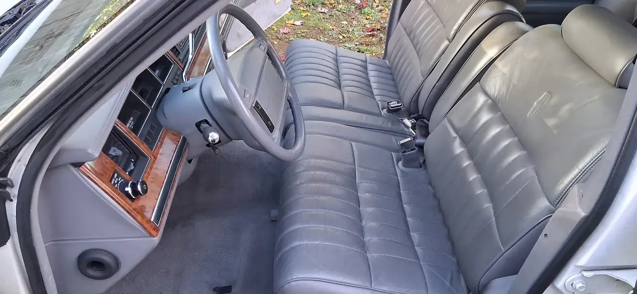 Lincoln Town Car снимка Lincoln Town Car