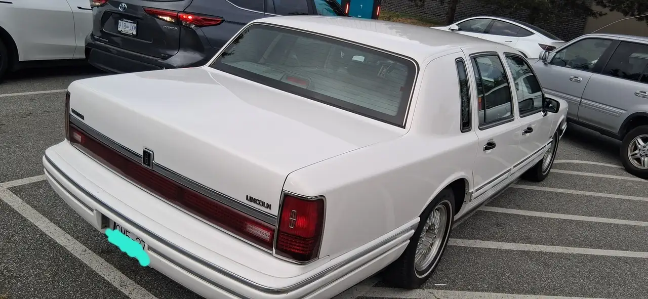 Lincoln Town Car снимка Lincoln Town Car