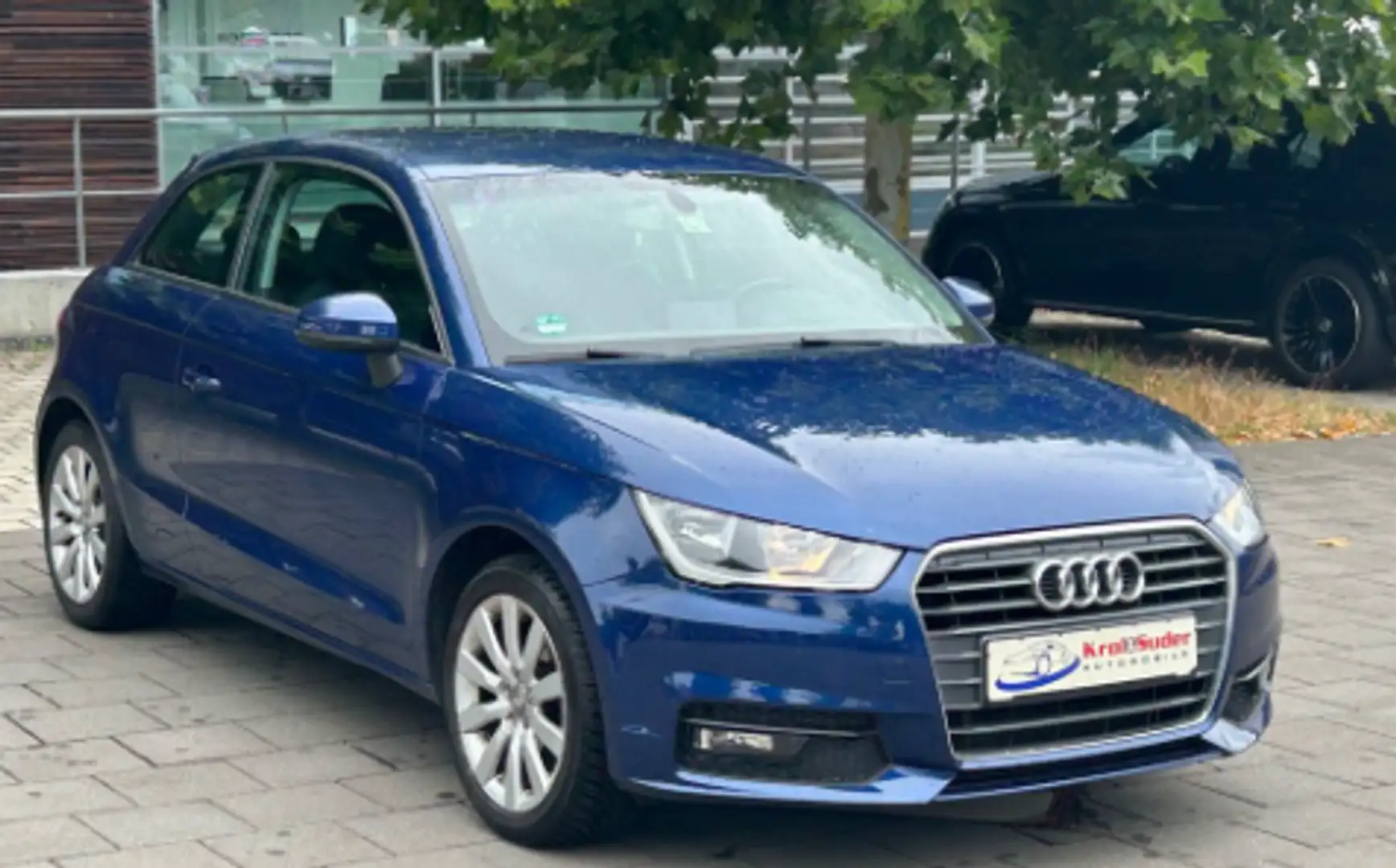 Audi A1 1.0 TFSI Design Blau - 2