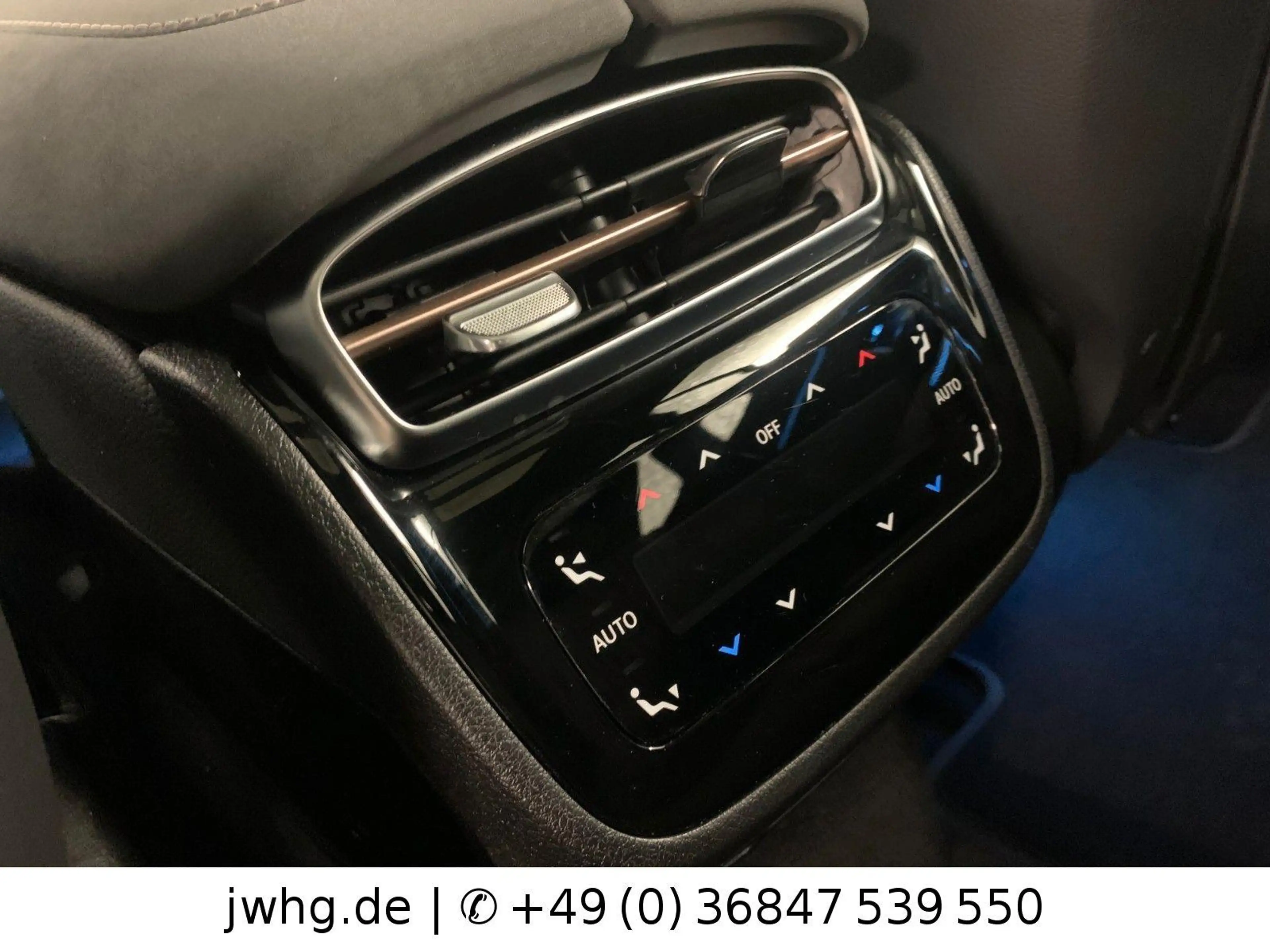 Mercedes-Benz EQS 580 4M AMG HYPERSCREEN | AUGMENTED | MASSAGE — photo 12