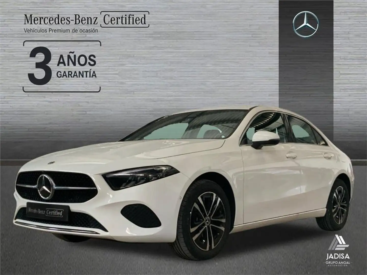 Mercedes-Benz A 250 e Sedán - 2