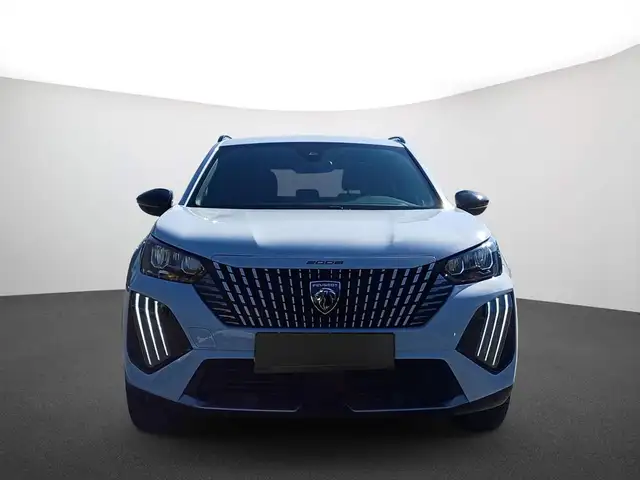 Peugeot 2008 view 2