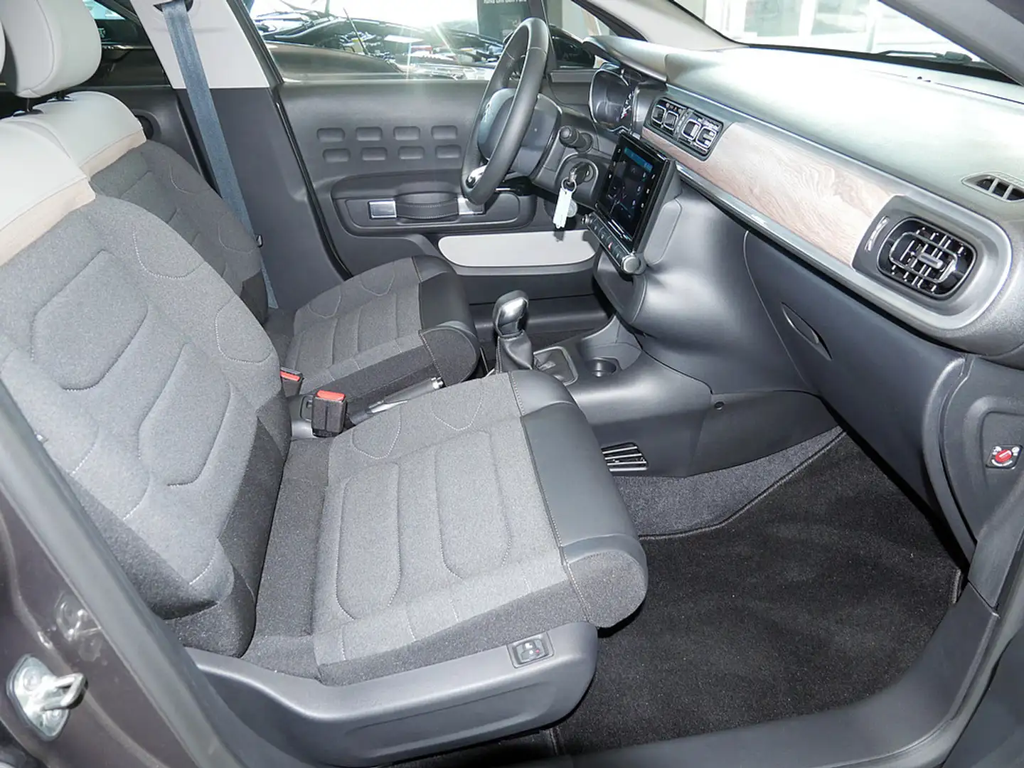Citroen C3 PureTech 83 S&S C Series PDC SHZ NAVI LED Grijs - 2