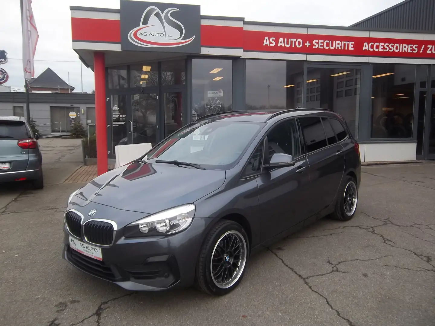 BMW 216 D 115cv Automatic Gran Tourer 7Places dA AdBlue Gris - 1