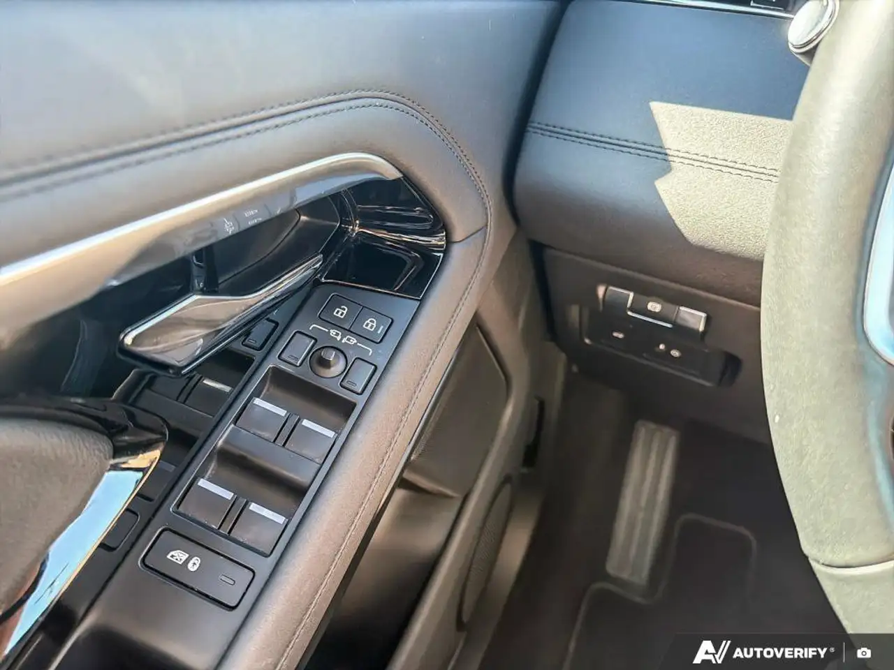 Land Rover Range Rover Evoque снимка Land Rover Range Rover Evoque
