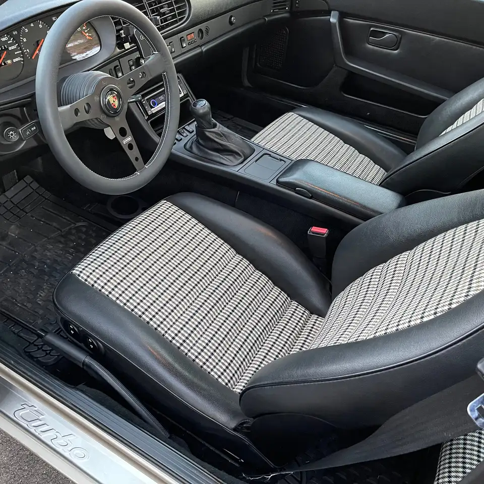 Porsche 944 снимка Porsche 944