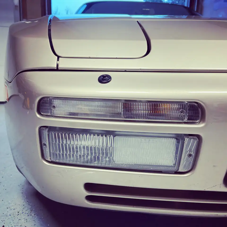 Porsche 944 снимка Porsche 944