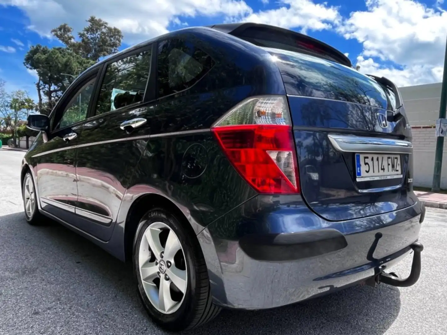 Honda FR-V Monovolumen Manual de 5 Puertas Gris - 2
