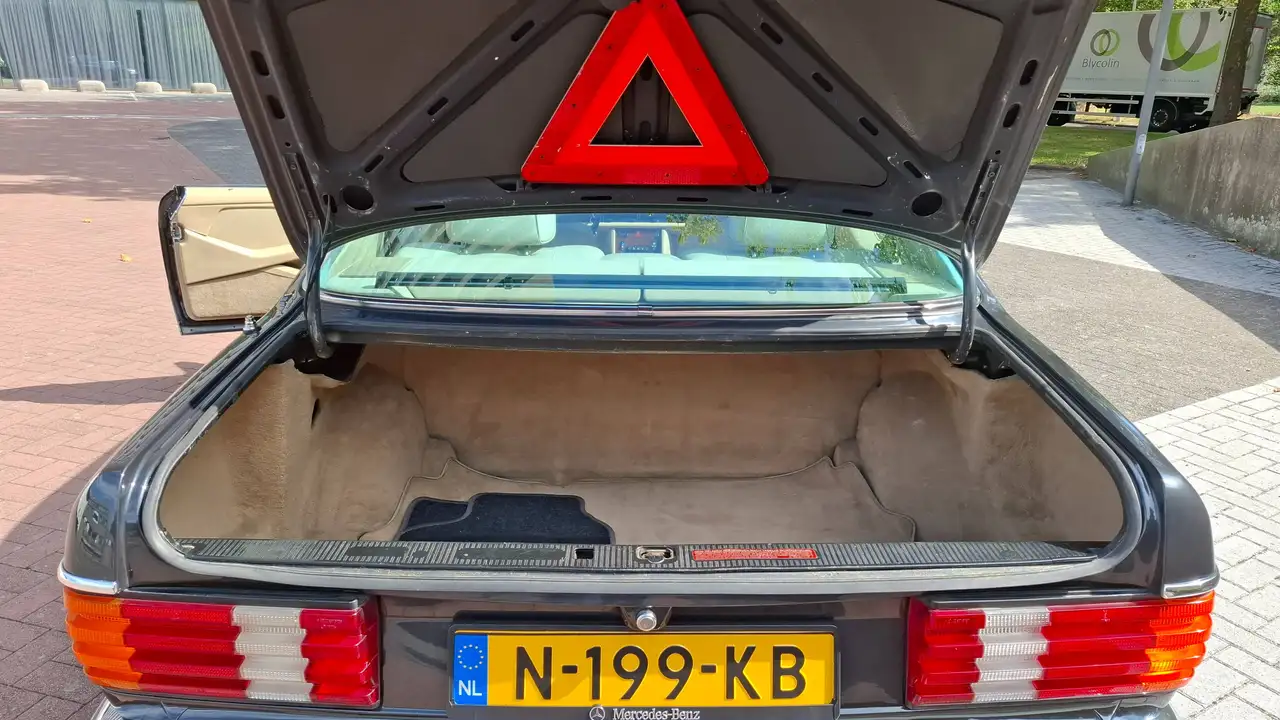 Mercedes-Benz 380 Mercedes coupe 1986 380 sec c126 2 owners, foto 6