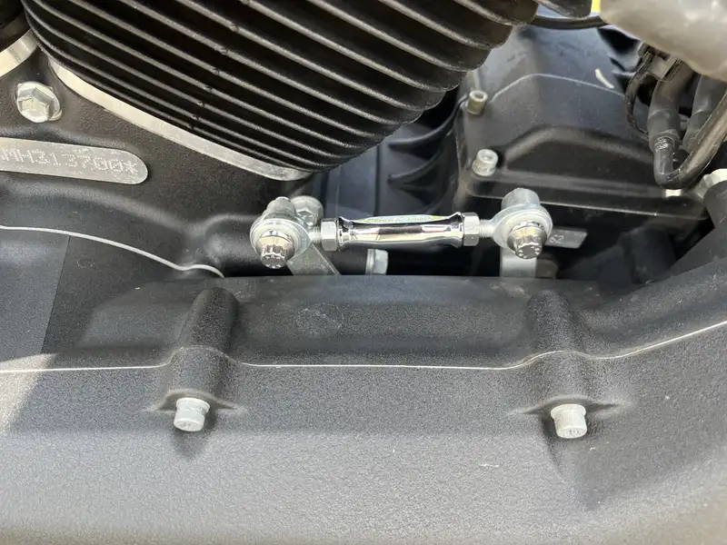 Harley-Davidson Street Bob - foto 7