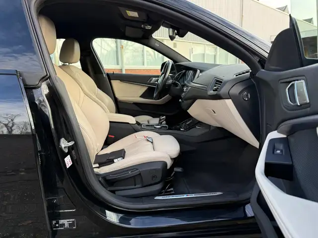 BMW 2 Series view 15