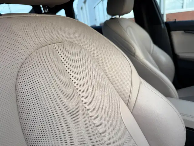 BMW 2 Series view 16
