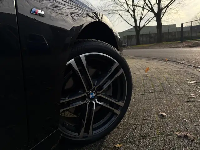 BMW 2 Series view 23