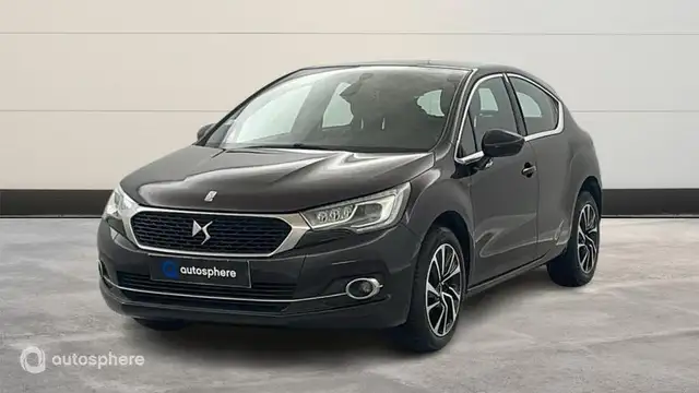 DS Automobiles DS 4 BlueHDi 120ch Connected Chic S\u0026S
