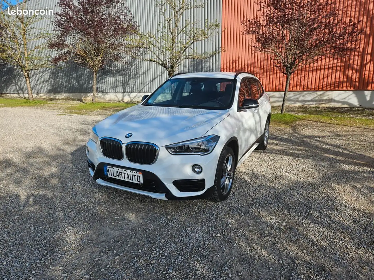 BMW X1 Sport sDRIVE 1.8 140 Ch Etat Exceptionnel Blanc - 1