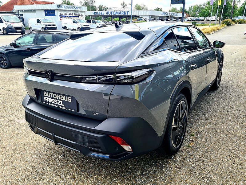 Peugeot 408 1.2 Hybrid 145 GT (EURO 6e) — photo 4