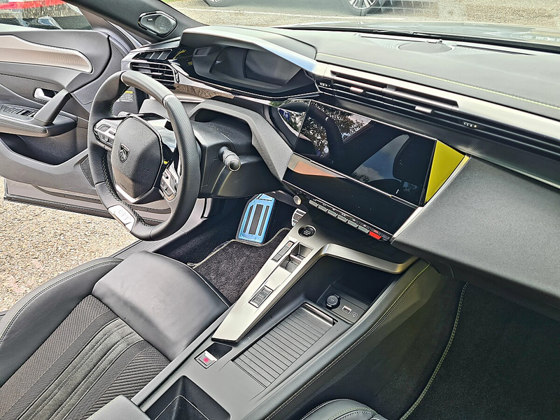 Peugeot 408 1.2 Hybrid 145 GT (EURO 6e) — photo 10