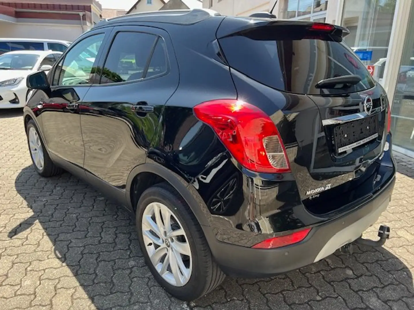 Opel Mokka X ON ;EPH V+H ; AHK starr Zwart - 2
