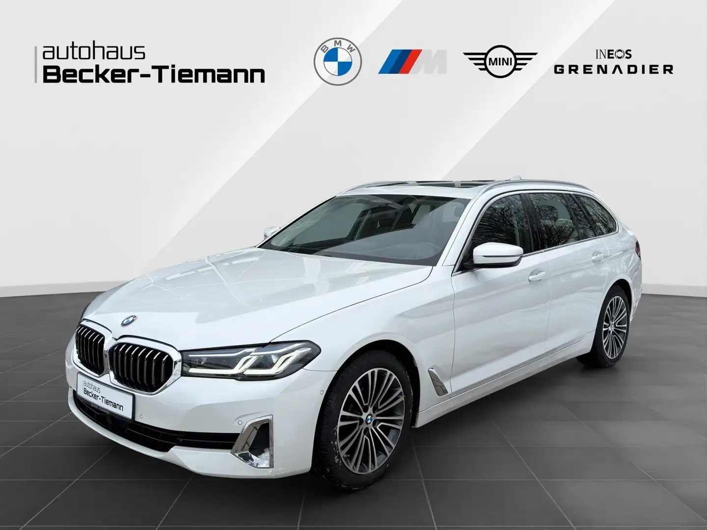 BMW 520 d Touring / AHK / Pano / Lkrd heiz / DAB / Sitzbel Blanc - 1