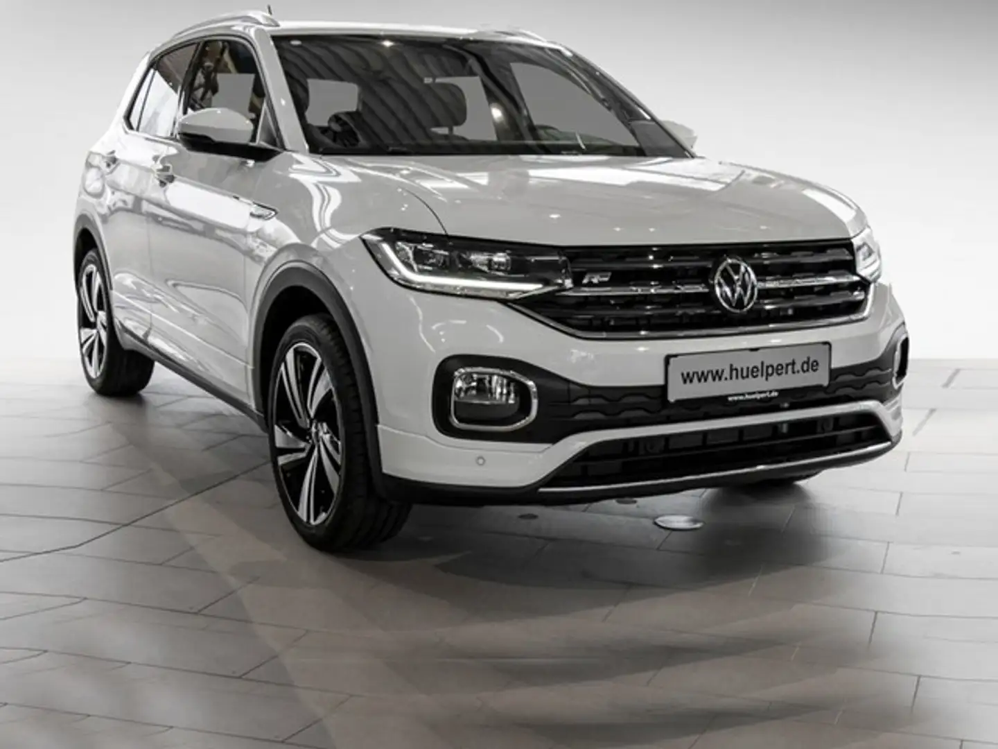 Volkswagen T-Cross SUV/Geländewagen/Pickup in Weiß neu in Dortmund für €  343,- mtl. im Leasing