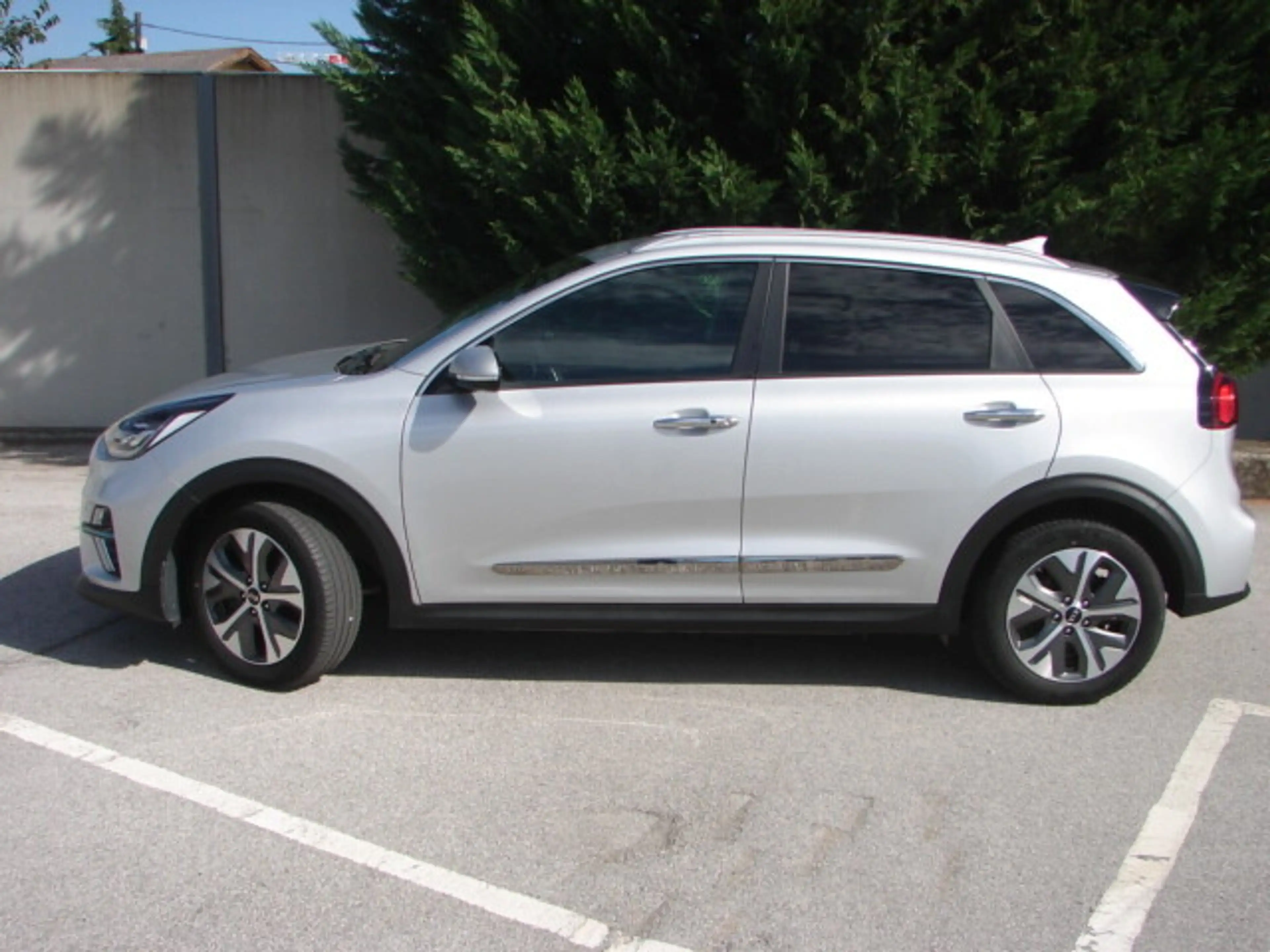 Kia e-Niro Niro EV 64kWh long Range Gold Aut. — photo 2