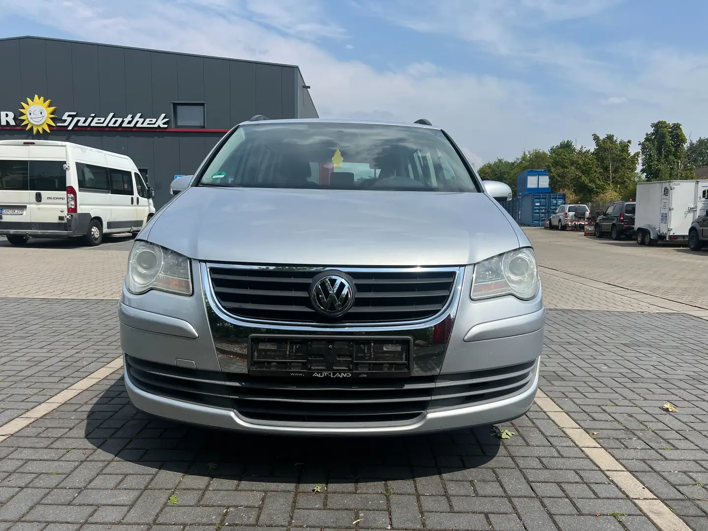 Volkswagen Cross Touran 7-Sitzer, SHK , AHK, Allwetterreifen Argent - 2