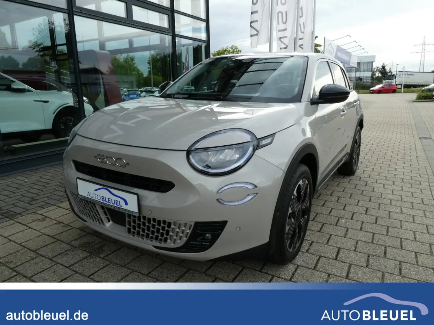 Fiat 600 T-GEN 1.2 Hybrid 145 LaPrima*el.HK Beige - 1