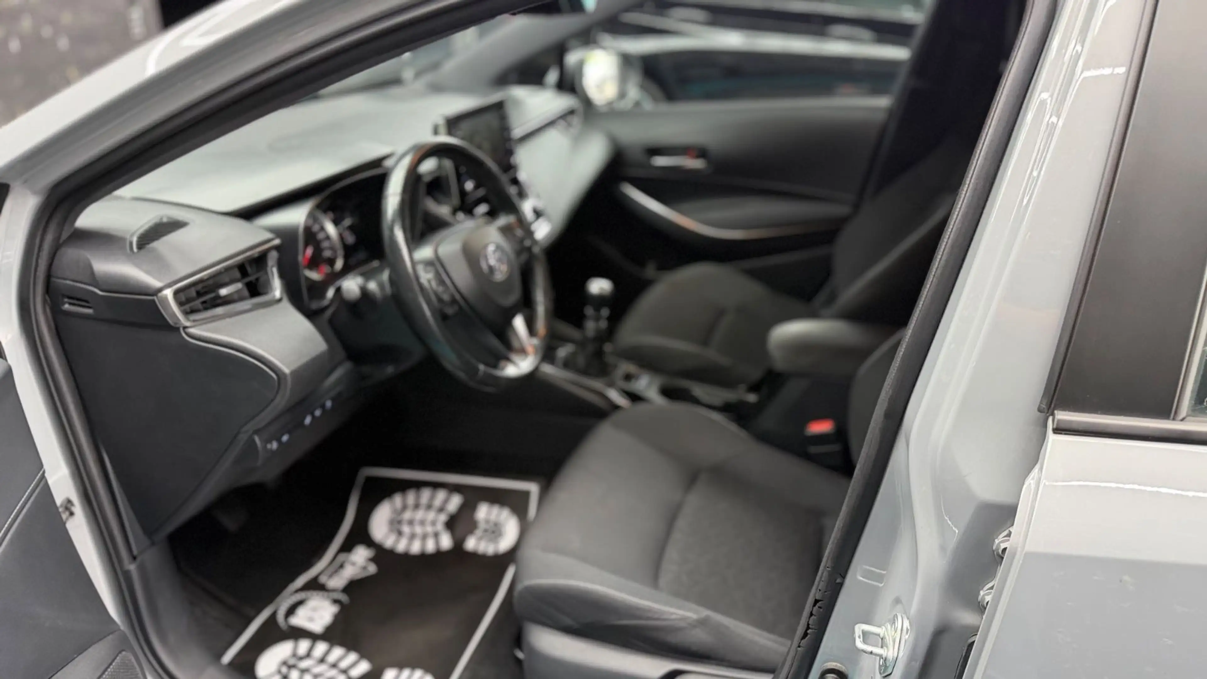 Toyota Corolla Comfort/SHZ/RFK/NAVI — photo 10