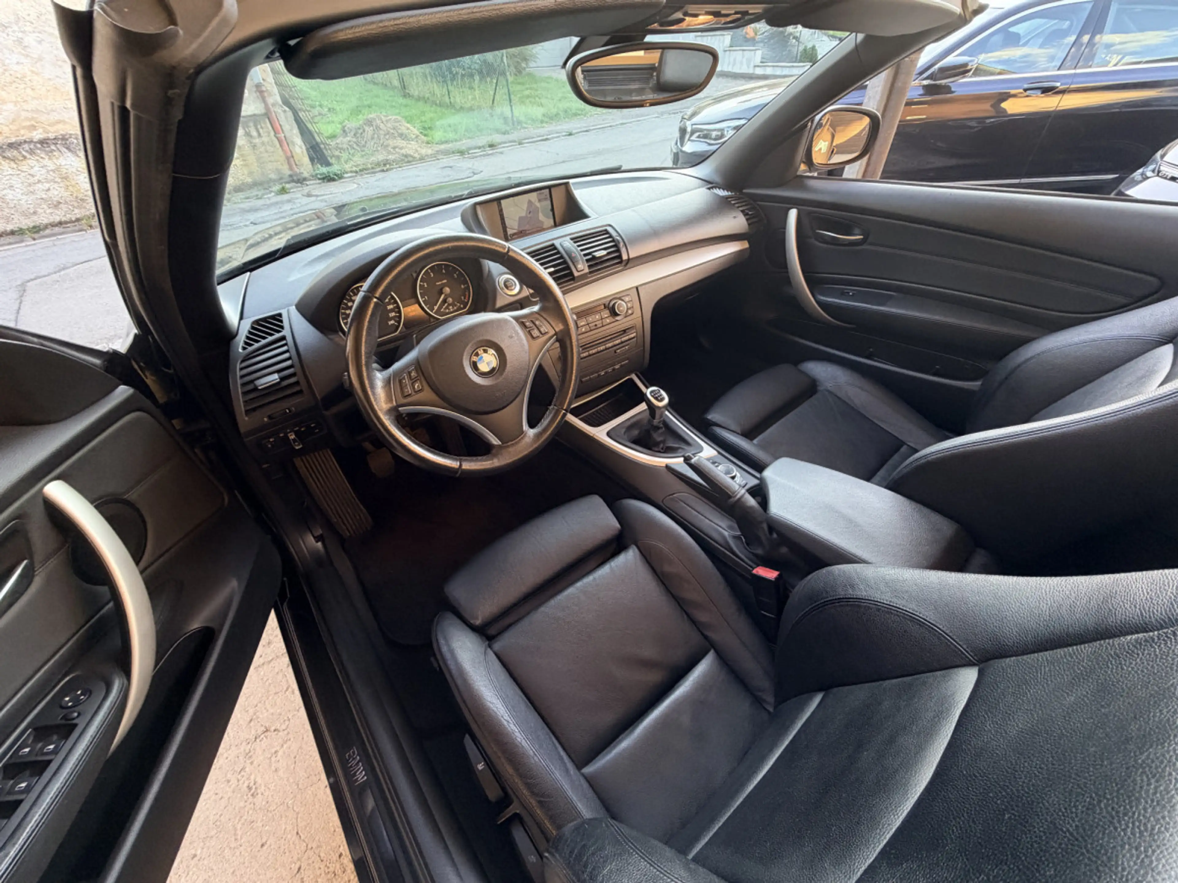 BMW 118 i Cabrio 143cv — photo 9