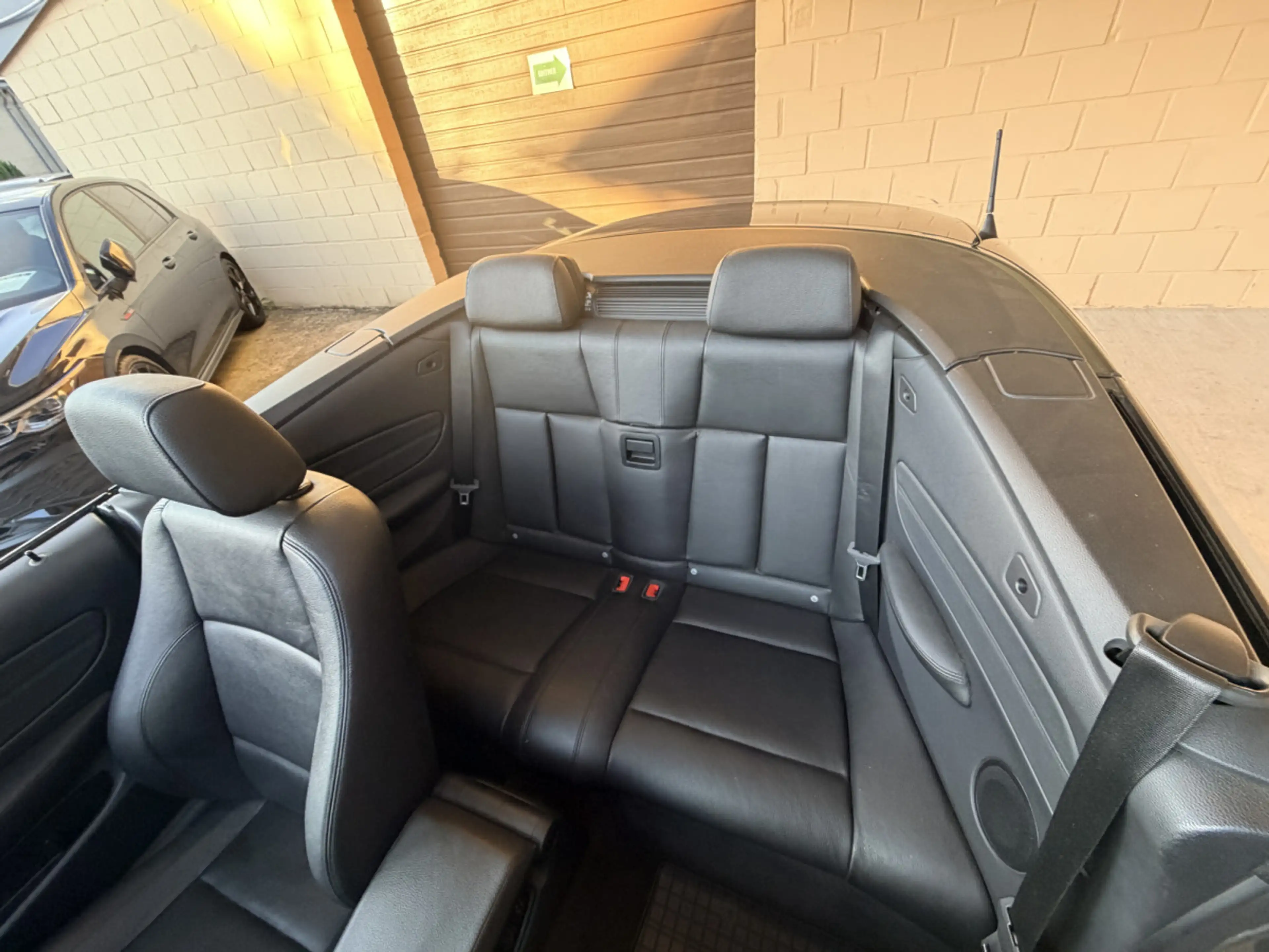 BMW 118 i Cabrio 143cv — photo 11