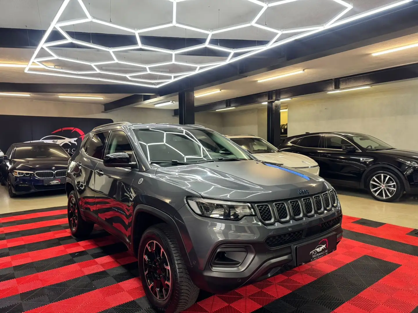 Jeep Compass 1.3 PHEV Trailhawk AT 4xe Grau - 1