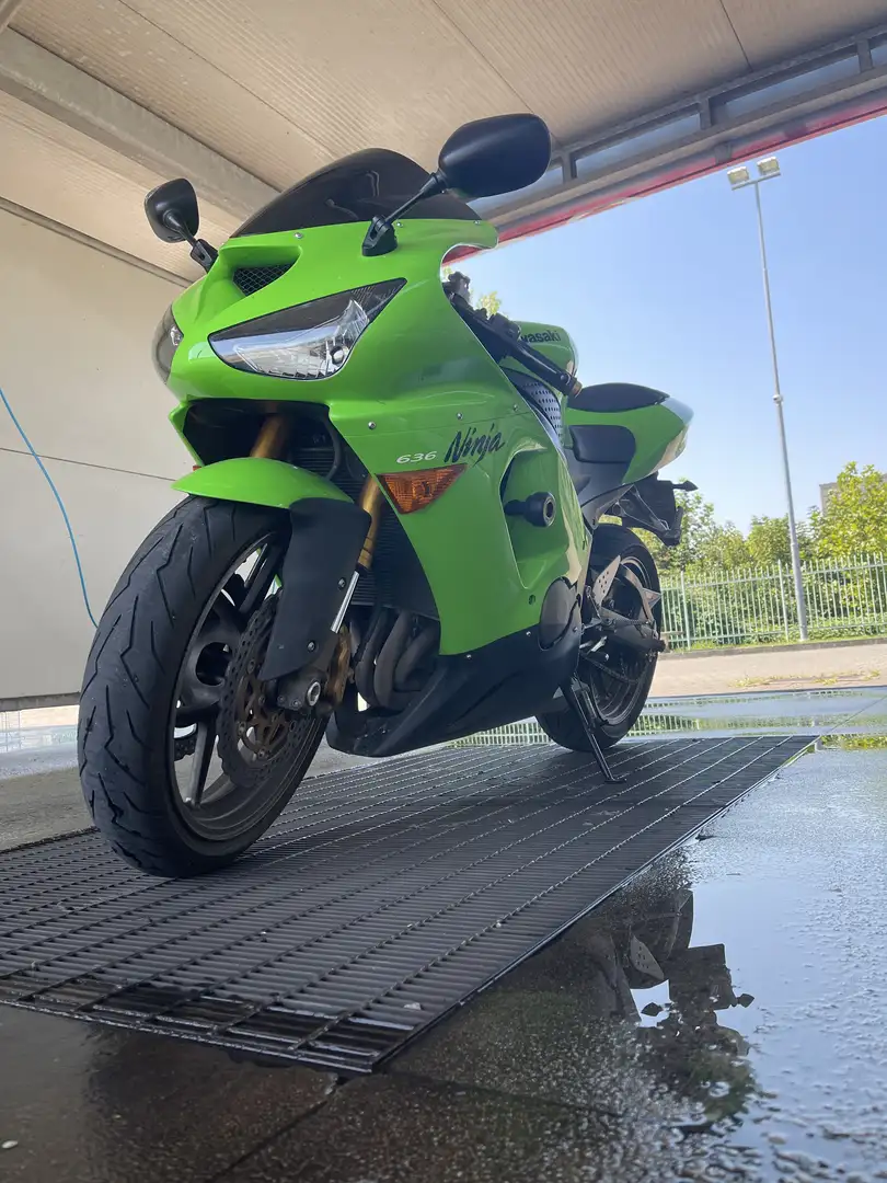 Kawasaki Ninja ZX-6R - 2