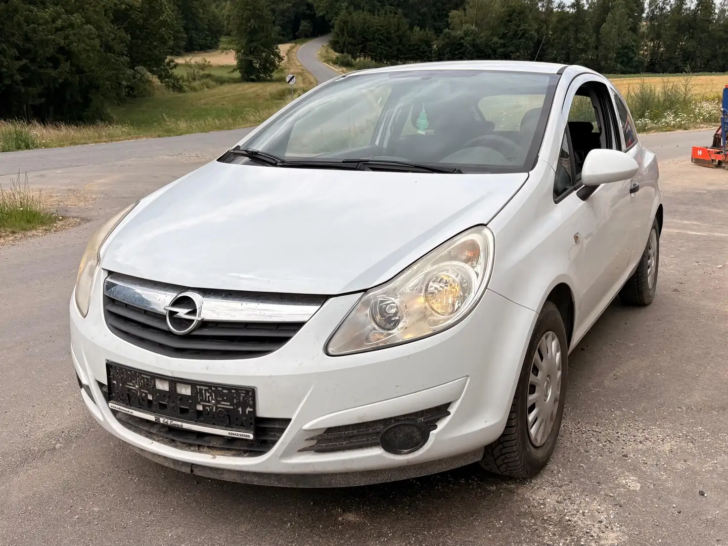 Opel Corsa Selection Weiß - 1