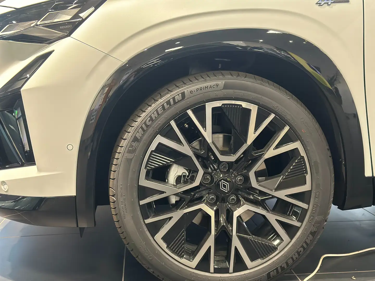 Renault Austral Austral E-Tech Esprit Alpine 200cv auto Bianco - 2