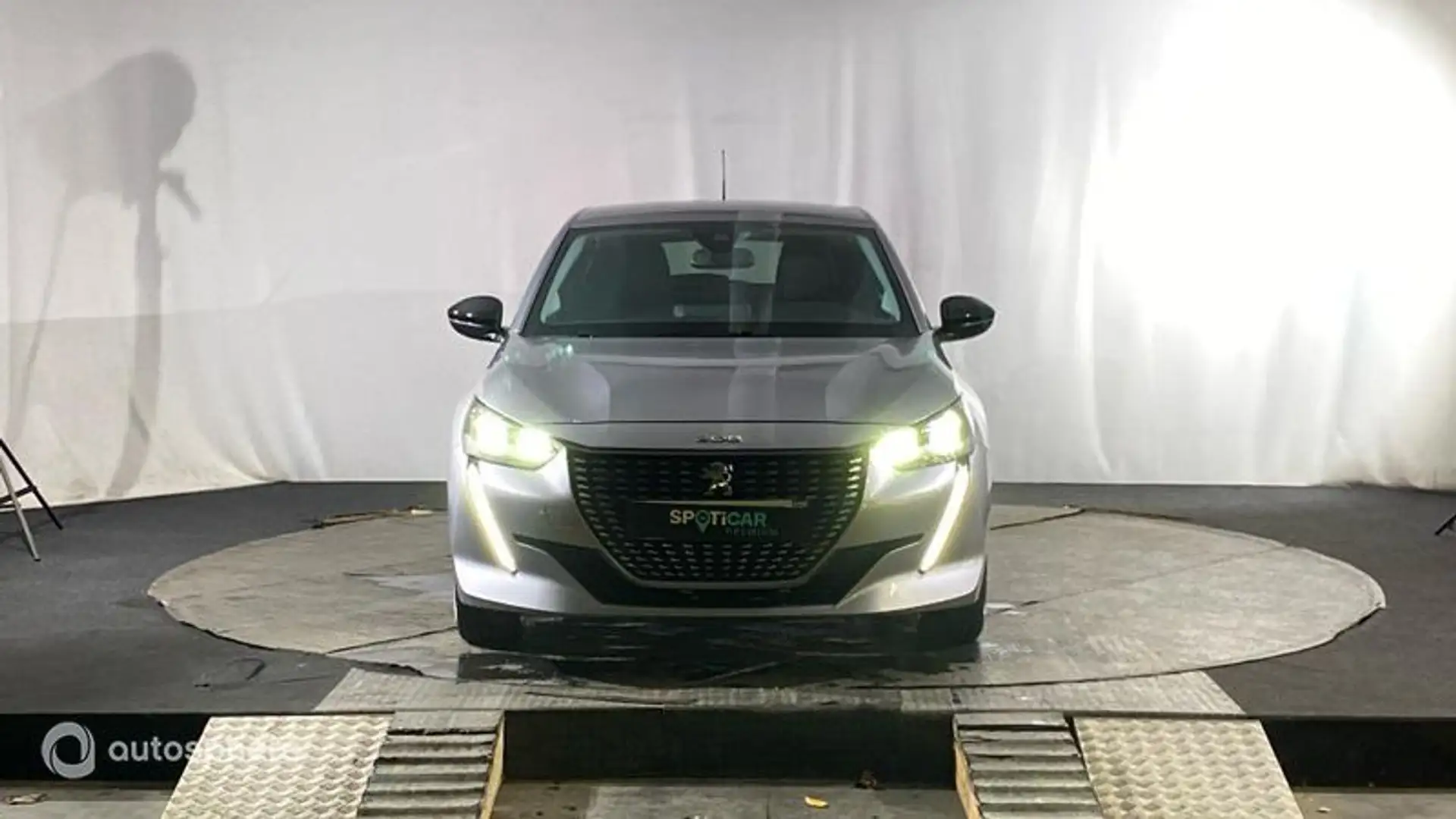 Peugeot 208 1.2 PureTech 100ch S\u0026S Allure EAT8 - 2