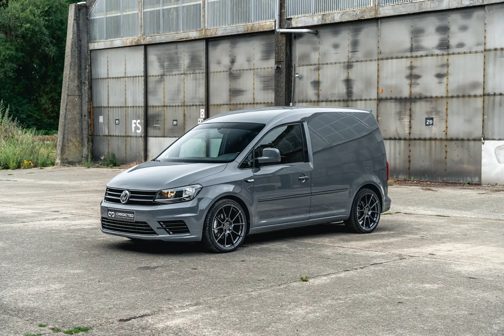 Volkswagen Caddy ALCANTARA / ISPIRI WHEELS / H&R / ZETELVERWARMING Gris - 2