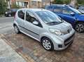 Peugeot 107 1.0i, Moteur Toyota, Airco, Bluetooth, Carplay Zilver - thumbnail 3