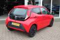 Toyota Aygo 1.0 VVT-i x-fun Rood - thumbnail 3