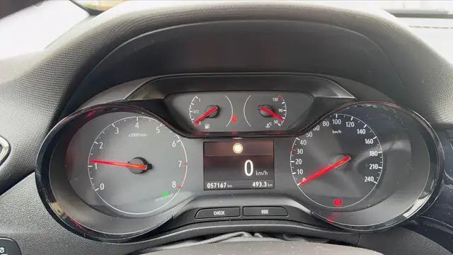 Opel Crossland X view 12
